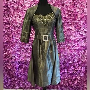 Mae Doggal mother of the bride dress